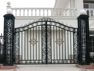 铁艺平开门